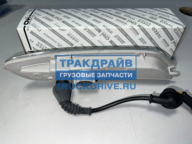 Фонарь габаритный Ивеко Стралис левый на козырьке 5801546548 IVECO ...