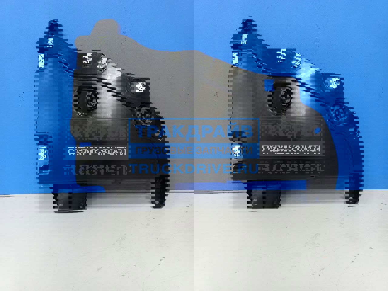 Фото JAC 430898401131ТТ кронштейн облицовки JAC N80, N120 КАМАЗ Компас левый