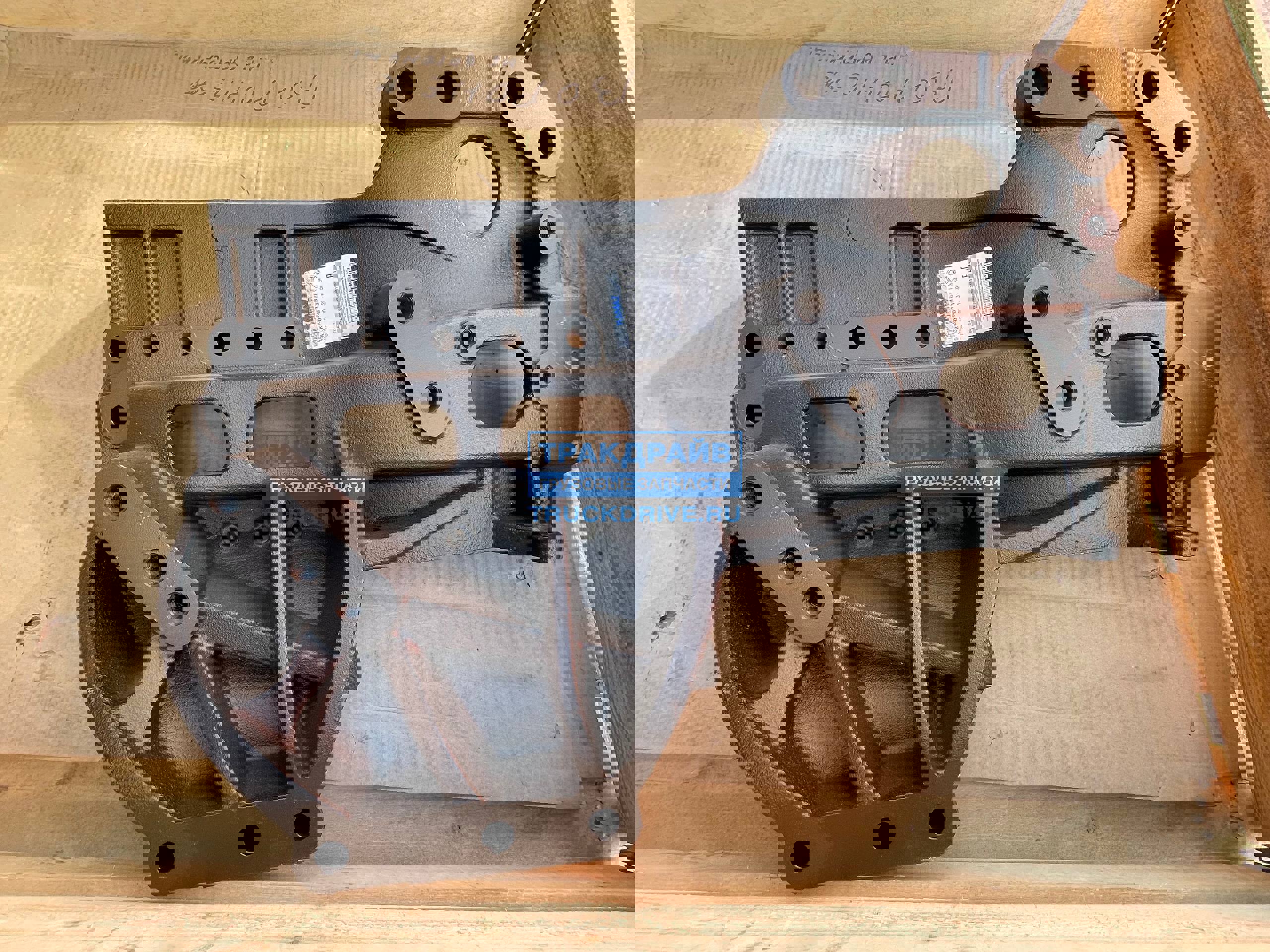 Фото KAMAZ 54901280600120 кронштейн рессоры передний левый для Камаз К5 54901