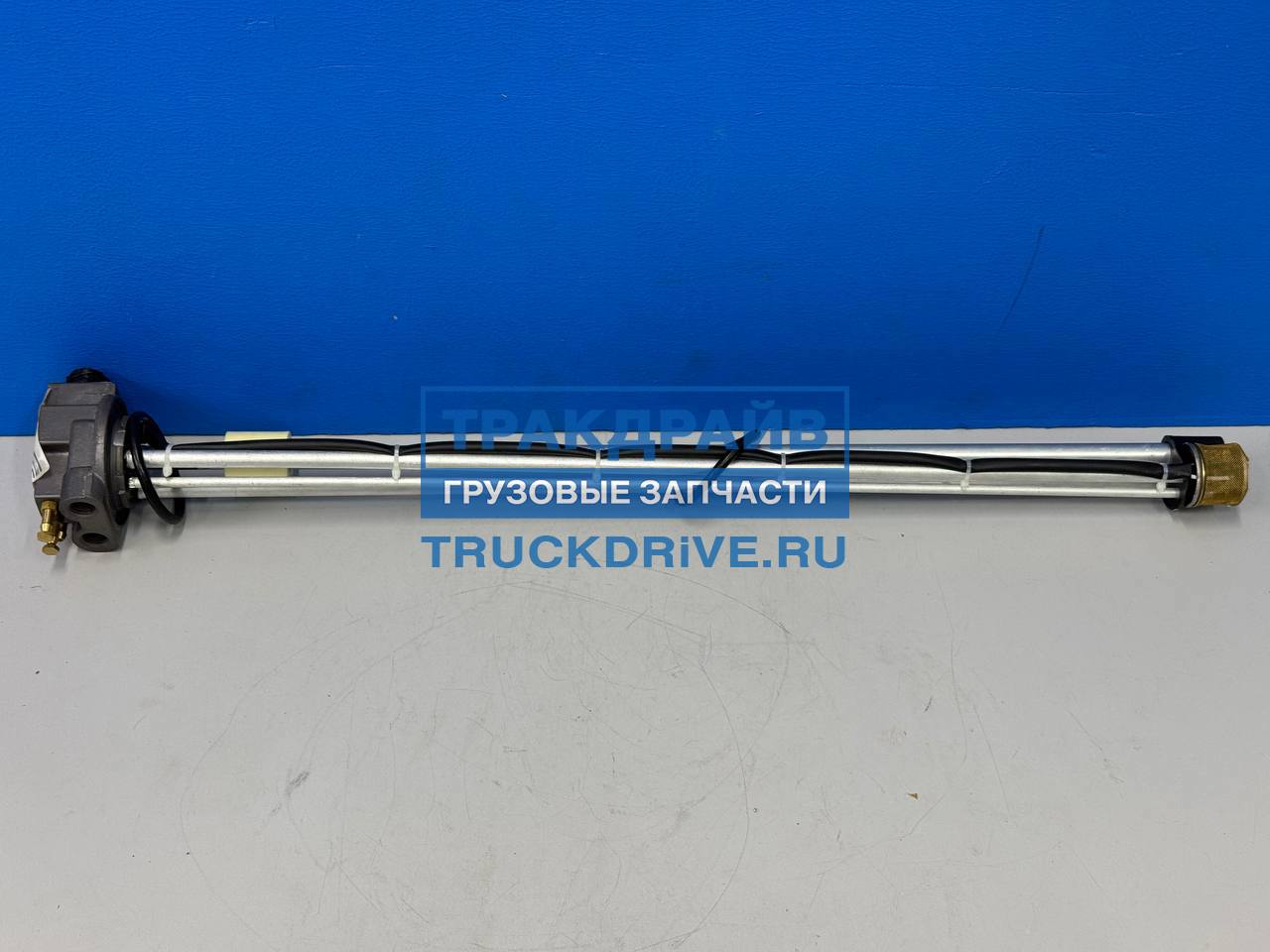Фото KAMAZ 750845384800105 Датчик уровня топлива с электроподогревателем для Камаз 5490