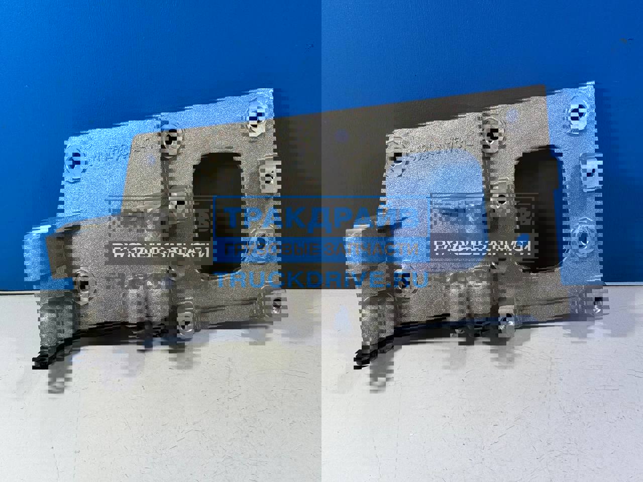 Фото KAMAZ 91010370177510 кронштейн генератора и компрессора для автомобилей Камаз 54901