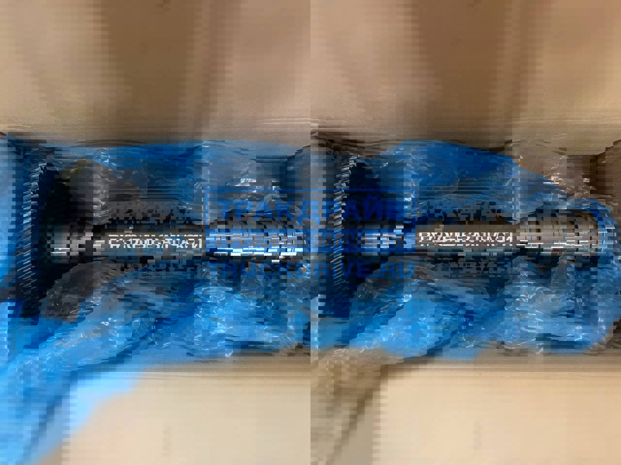 Фото KAMEKS KMS10834D распредвал для моторов V8 грузовиков Мерседес Актрос