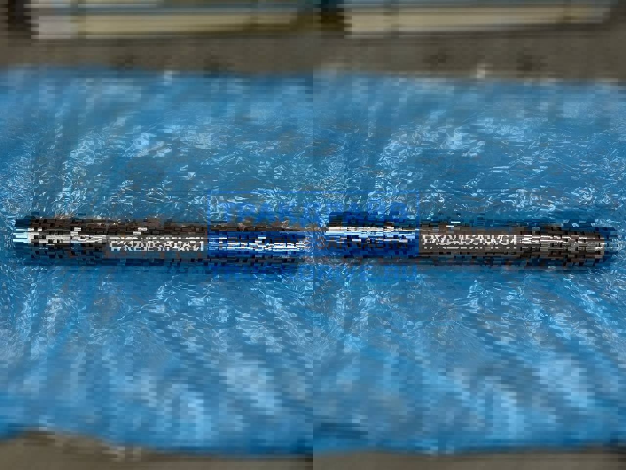 Фото KAMEKS KMS11528 распредвал без шестерни для Вольво Фш4 Фм4 с мотором D13K Евро 6