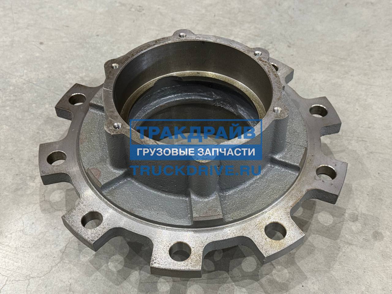 Фото КМД К9042310401510701012 ступица Тонар под крышку на болтах 420x180 мм