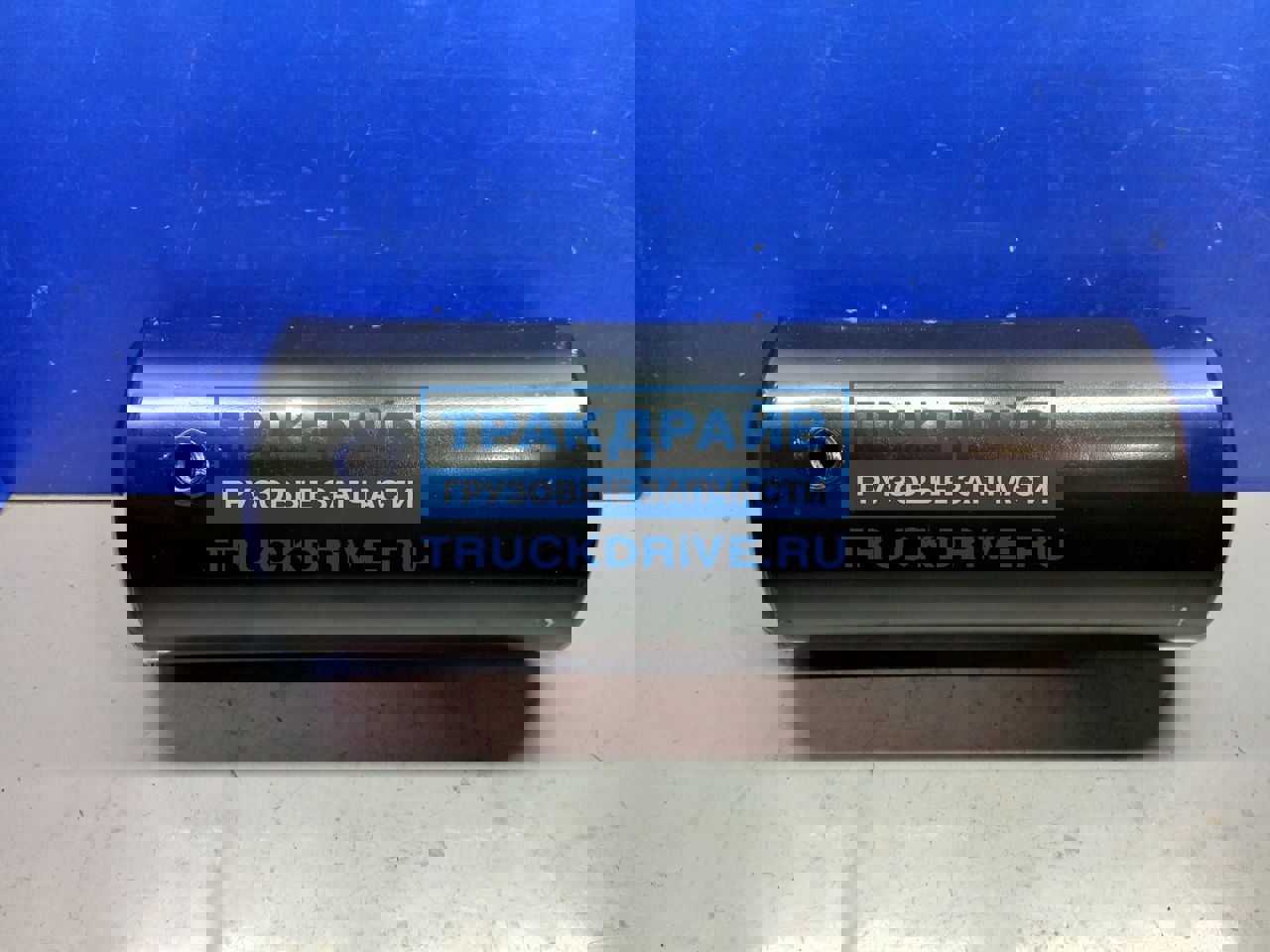 Фото КММЗ 54403513015 баллон воздушный МАЗ 20 л. 5 отвертий 589х220 мм. МАЗ-437040,6430А,5440А ресив