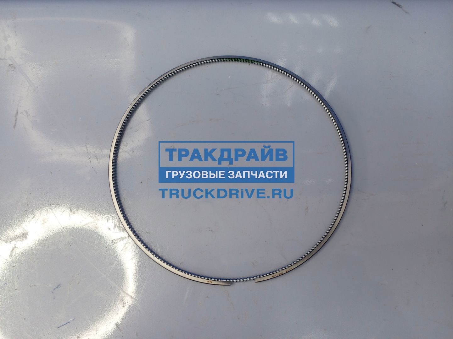 Фото KMP BRAND 2465659 кольцо поршневое нижнее CAT C-18 маслосъемное 1