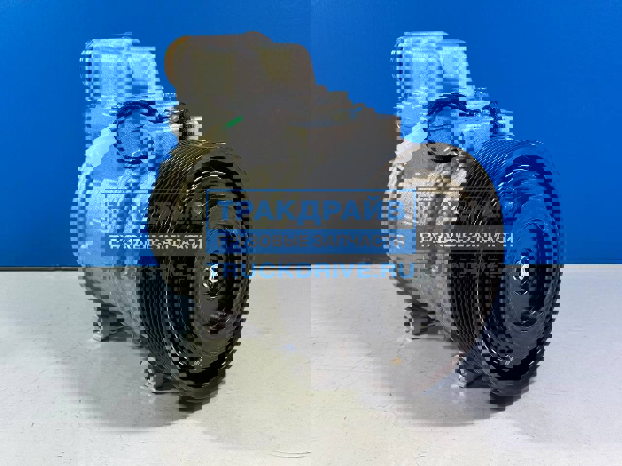 Фото KRAUF KCN0846GW компрессор кондиционера для Мерседес Актрос Мп2 Мп3 Атего Аксор R134a 24В 4