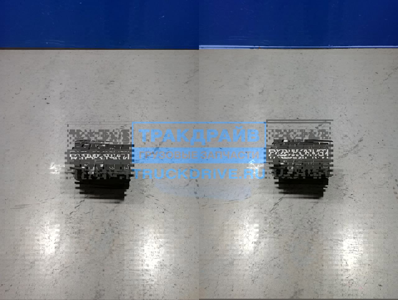 Фото KRAUF LLZ1040YB блок управления стеклоподъемником MAN TGA TGS TGX правый