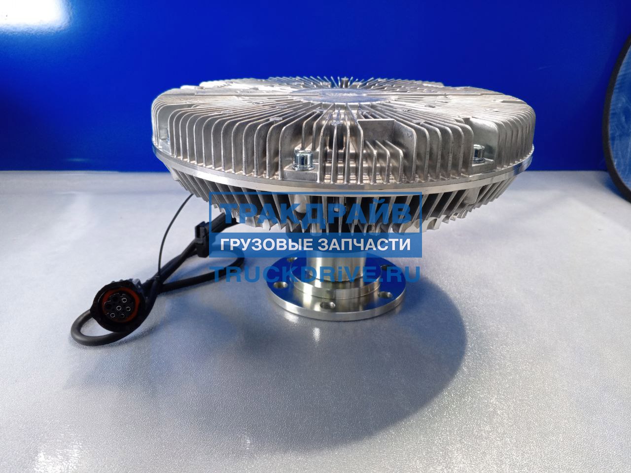 Фото LUZAR LMC0719 вискомуфты для Камаз 54901 (19-) двигатель 910.12-450 (электр. управ, без крыльч.)