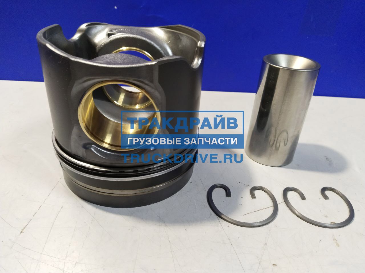 Фото MAHLE 0053500 поршнекомплект Mercedes двигатель OM458.990 OM460.951 d128.0 STD