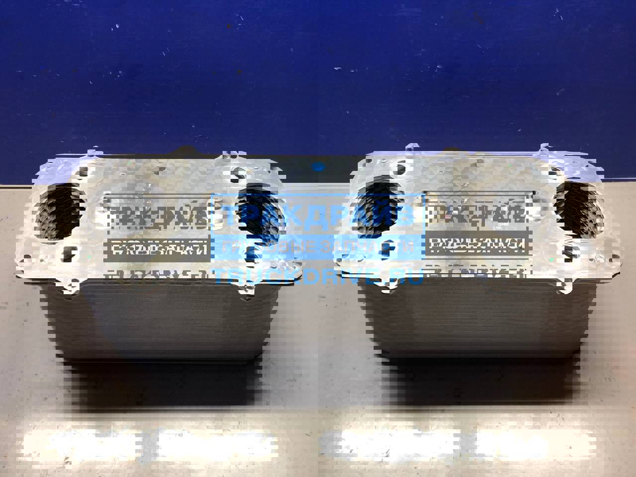 Теплообменник радиатор масляный MAN TGL TGM УЦЕНКА: замятие отверстие ...