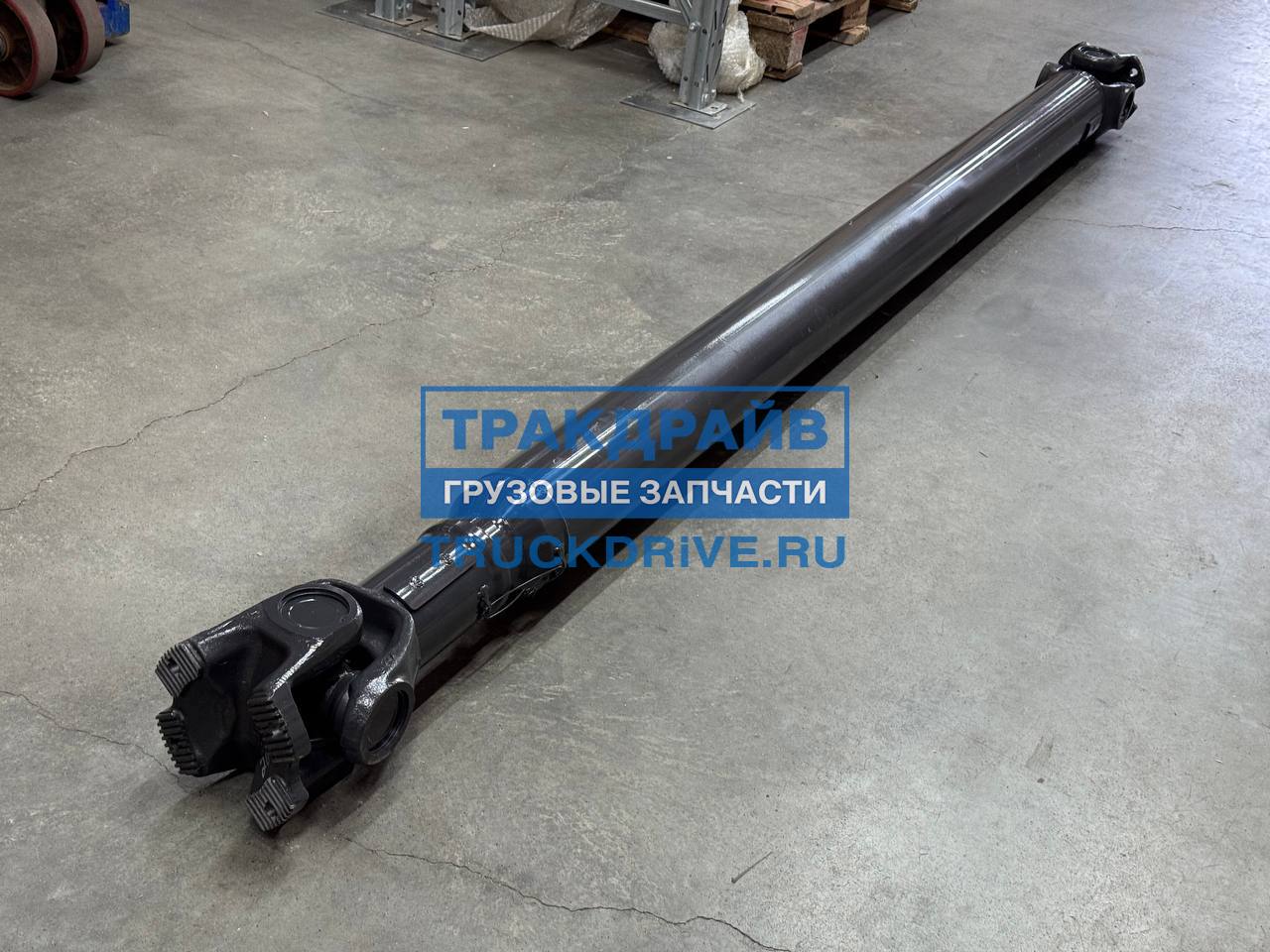 Фото MANTIS 25819892 карданный вал для грузовиков VOLVO FMX (8х4) от КПП к первому заднему мосту
