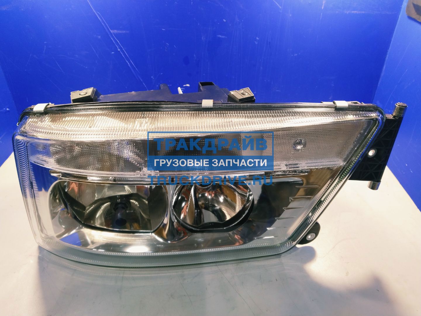 Фото MARSHALL M341006L фара левая для автомобилей MAN TGS TGX электрорегулировка