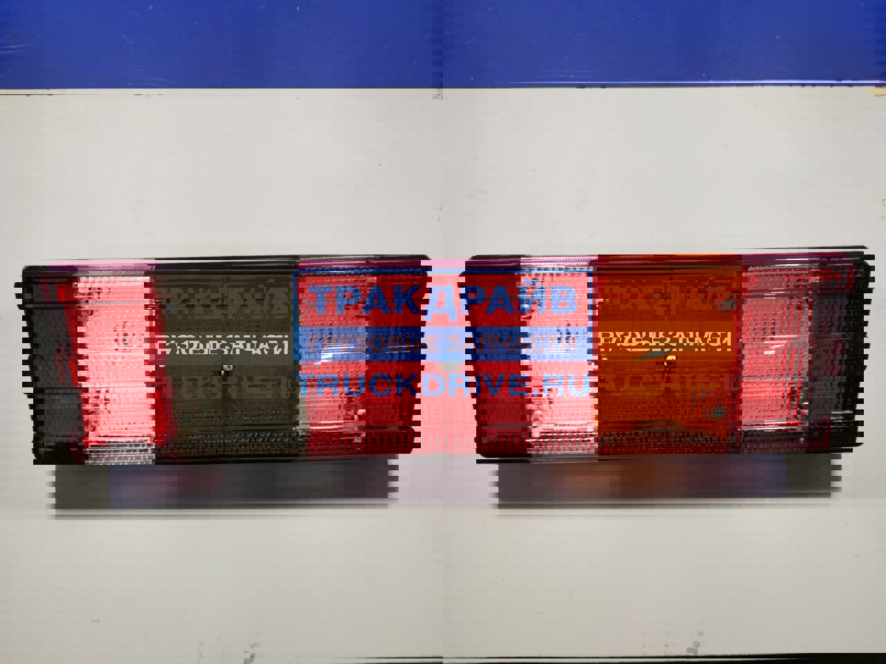 Фото MARSHALL M344004R задний фонарь правый с патроном без лампы Mercedes Actros Axor (производство 