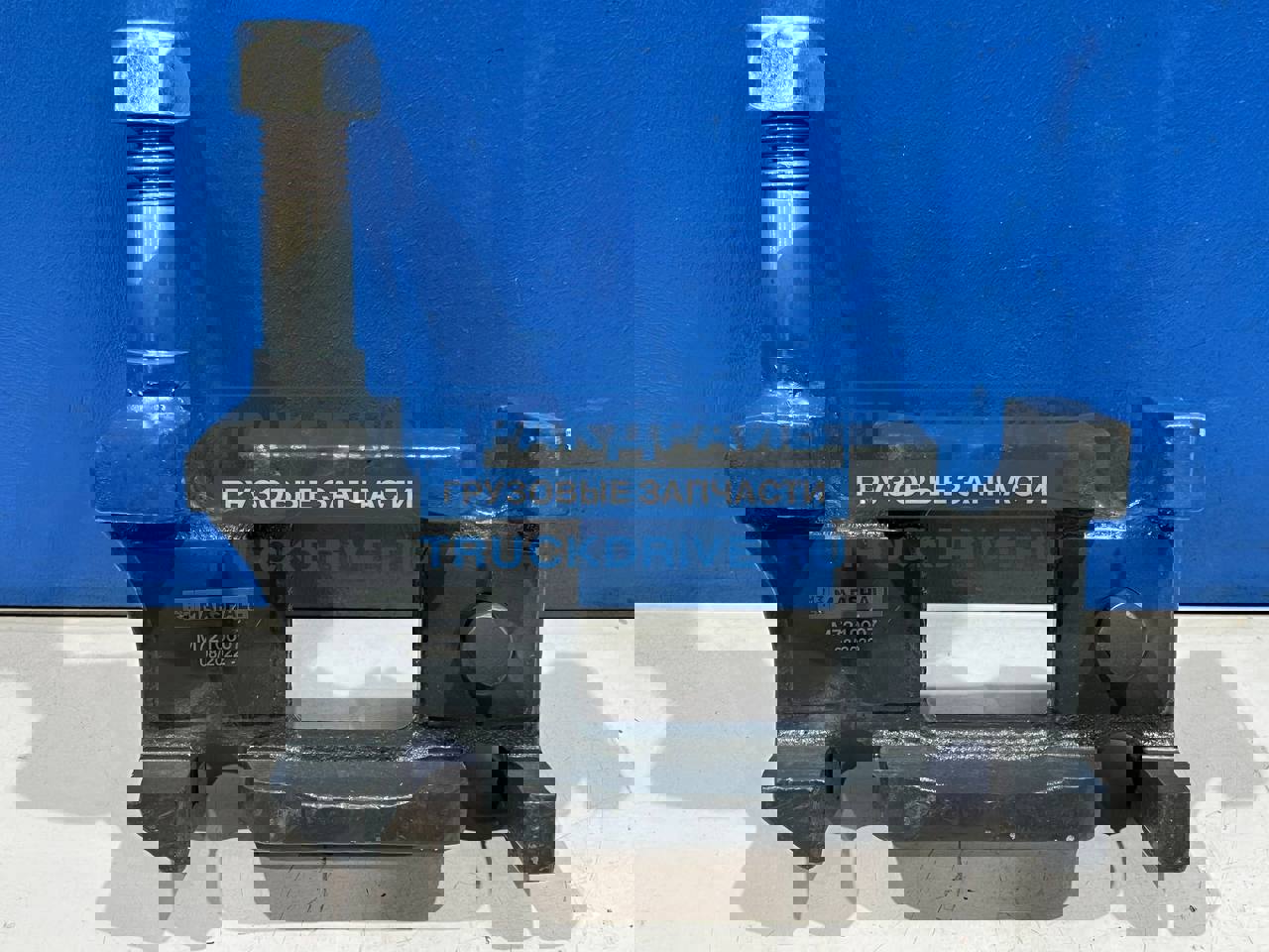 Опорная пластина рессоры BPW с кронштейном под амортизатор левая ...