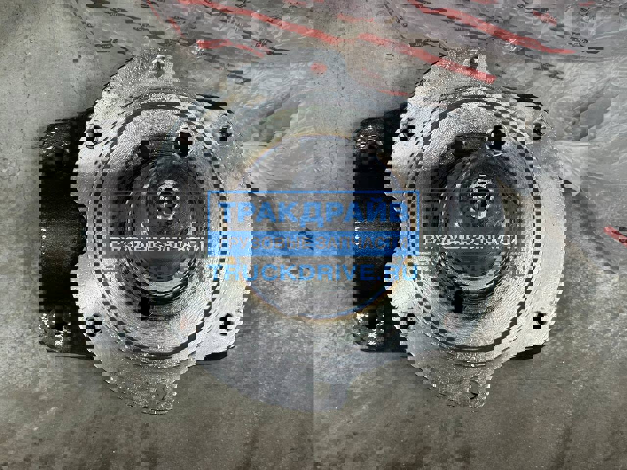 Фото МАЗ 64303001009 кулак поворотный для МАЗ-6430 (отверстие под подшипник с АБС)