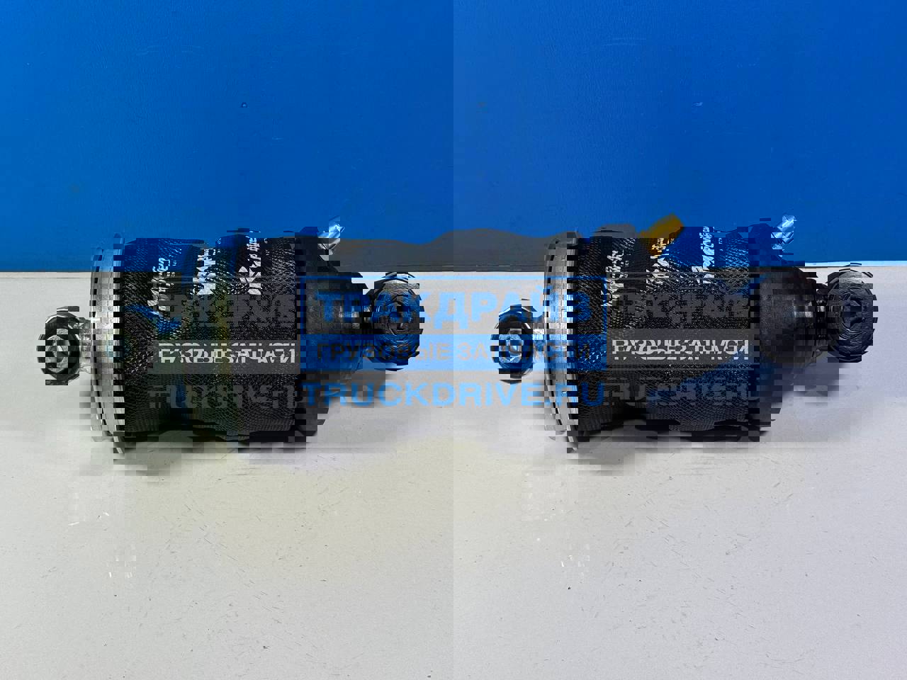 Фото MEGAPOWER 50014002 амортизатор кабины пневматический задний правый для Камаз К4 5490