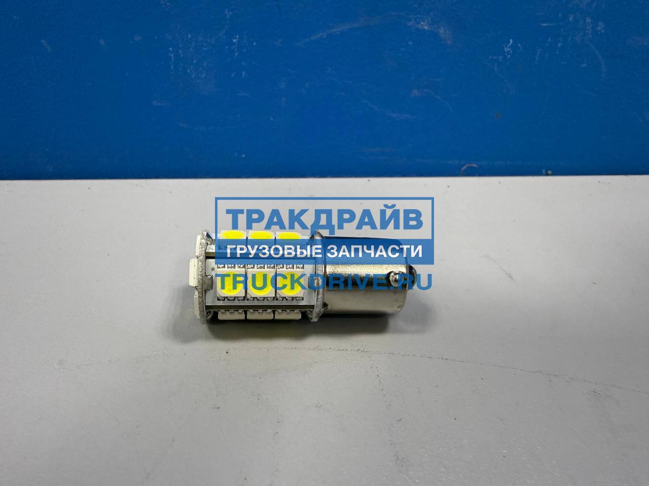 Фото MEGAPOWER 56281W24 лампа светодиодная 24V P21W BA15s 6000K 18 светодиодов