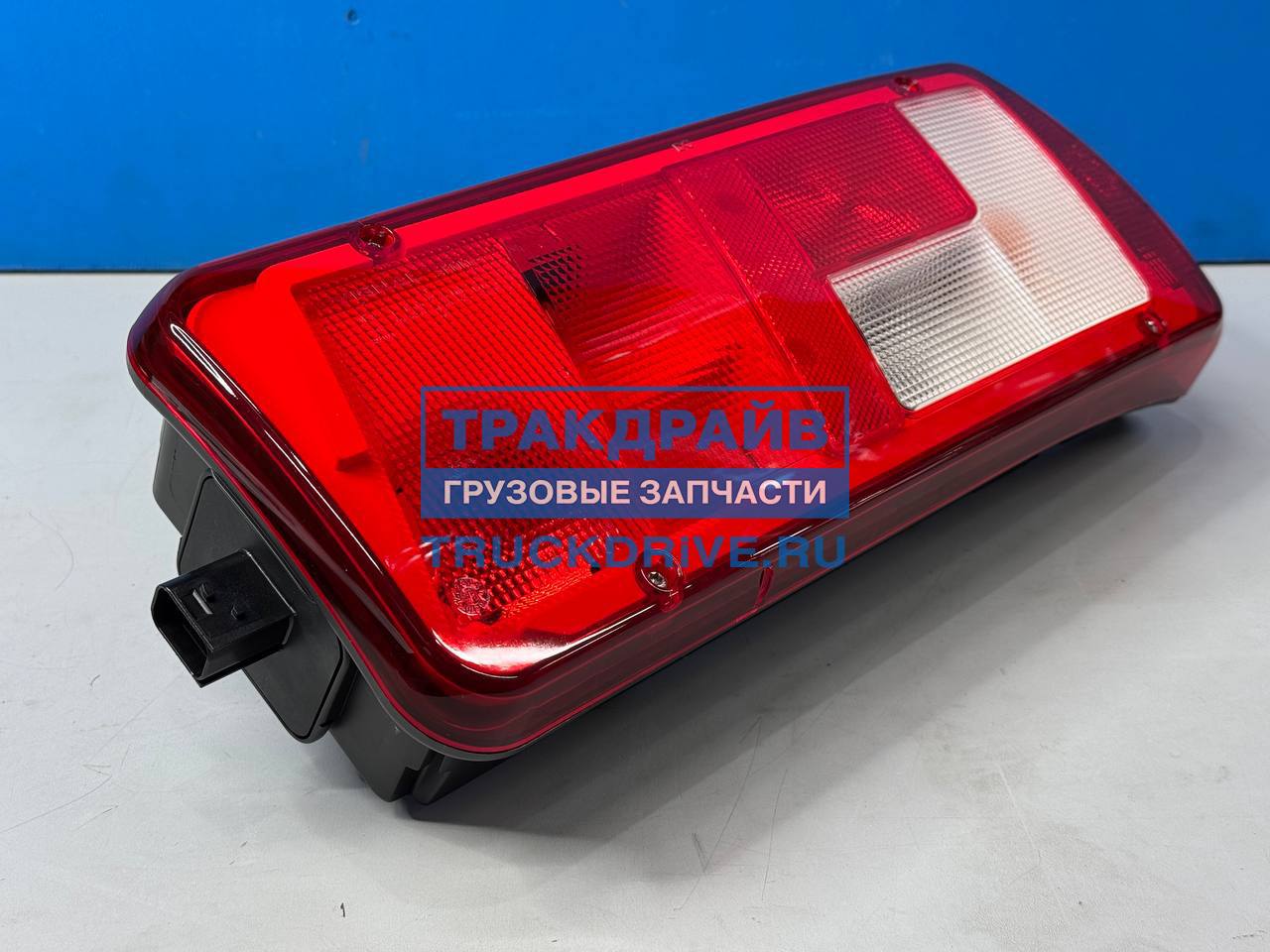 Фото MERCEDES-BENZ A0035448003 фонарь задний Mercedes Actros MP5 правый