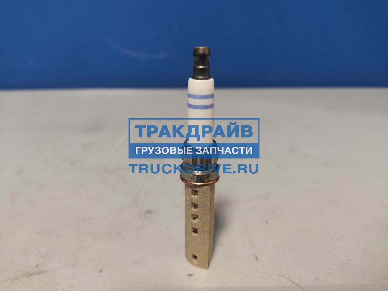 Свеча зажигания Mercedes W204 W211 W212 A0041598103 MERCEDES-BENZ ...