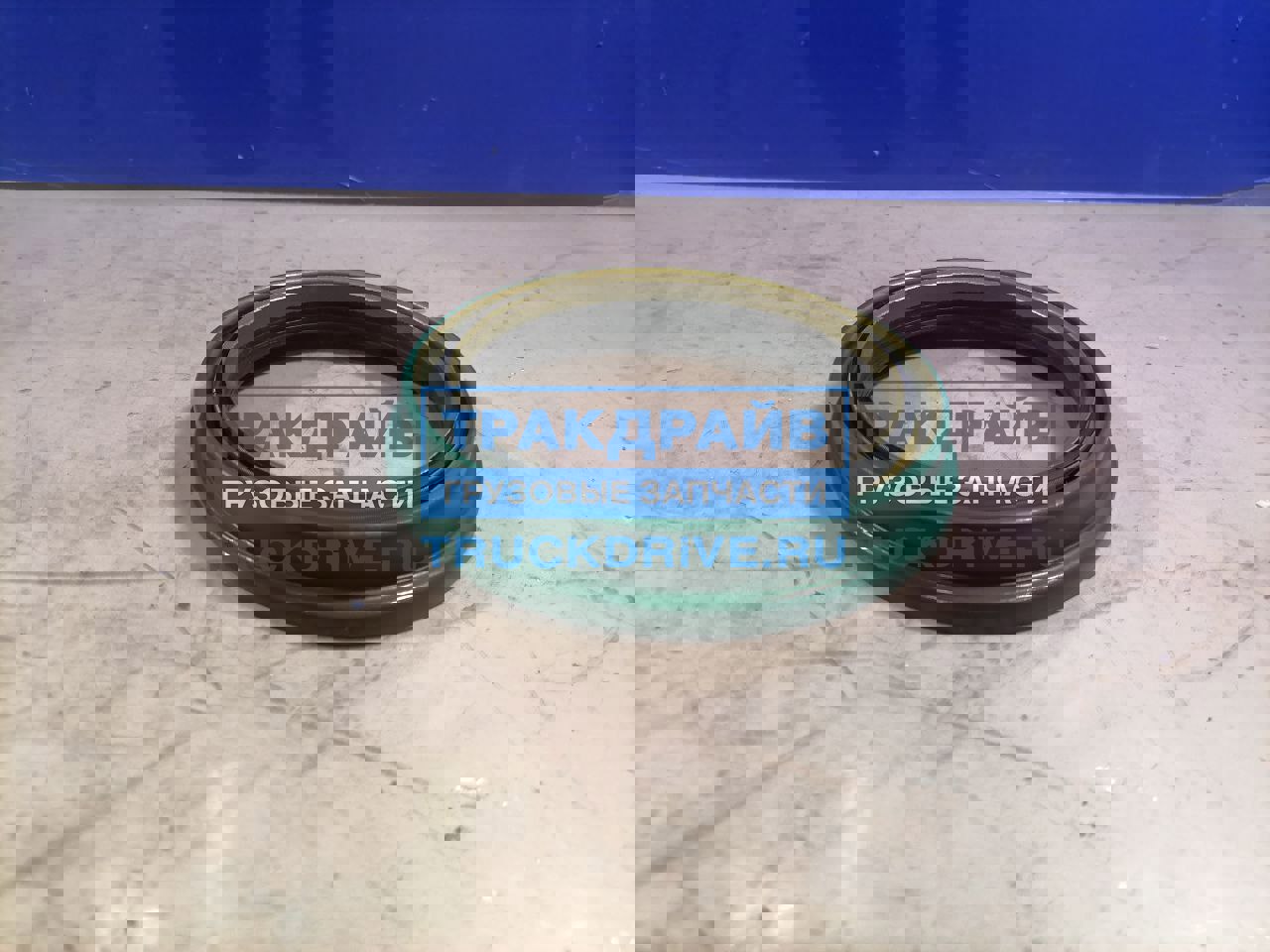 Фото MERITOR KIT5389 сальник хвостовика КПП MERITOR