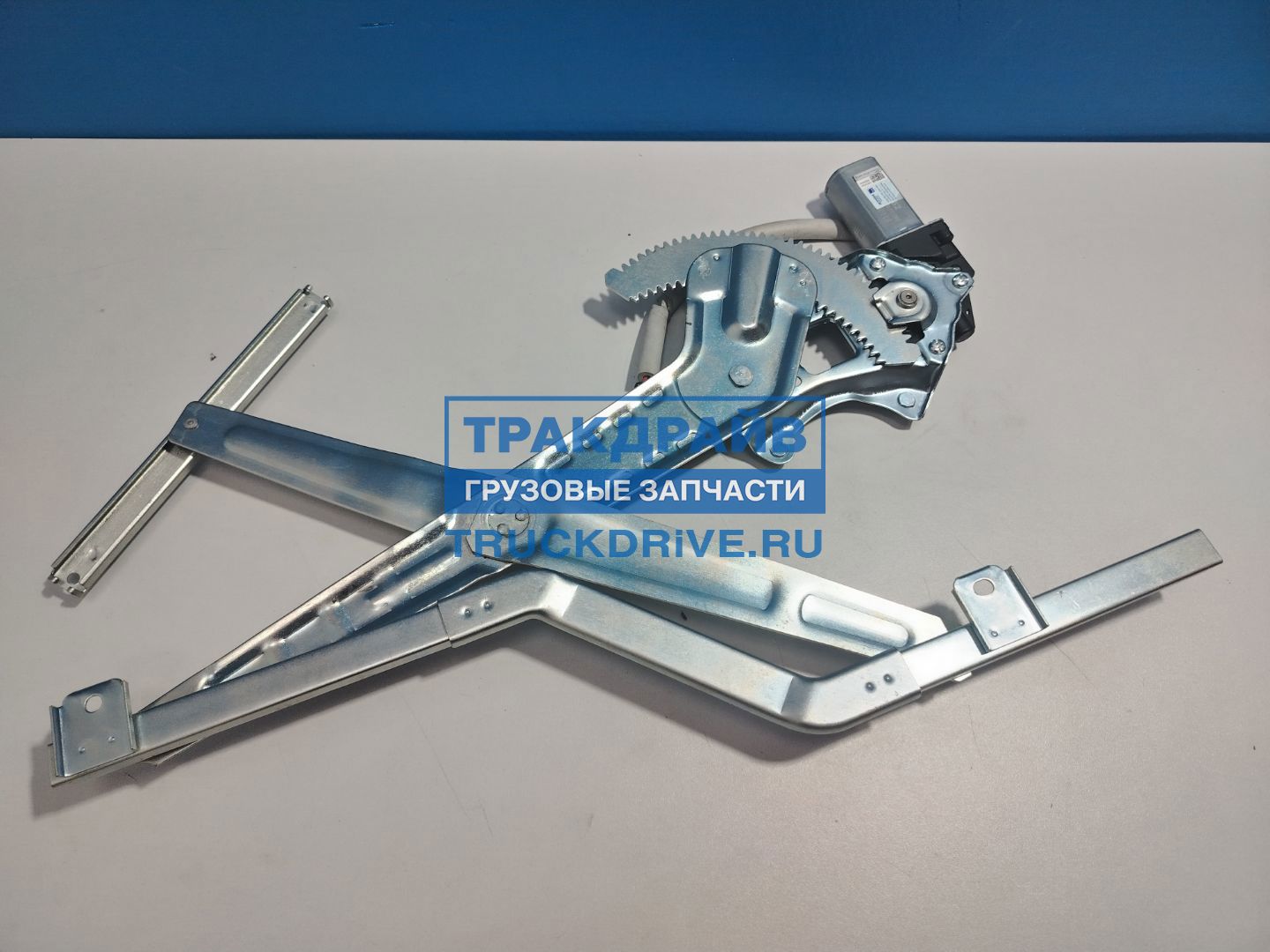 Фото MOVELEX 6104200LE010XZ03MX стеклоподъемник двери правой автоматический для JAC N75 N80 N120 Камаз Компас 5 9 12