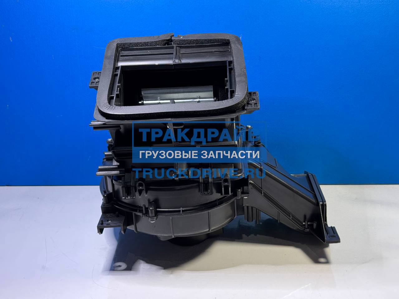 Фото MOVELEX 8104100LE010MX вентилятор отопителя салона для автомобилей JAC N75,N120 КАМАЗ Компас-9/12  в сборе