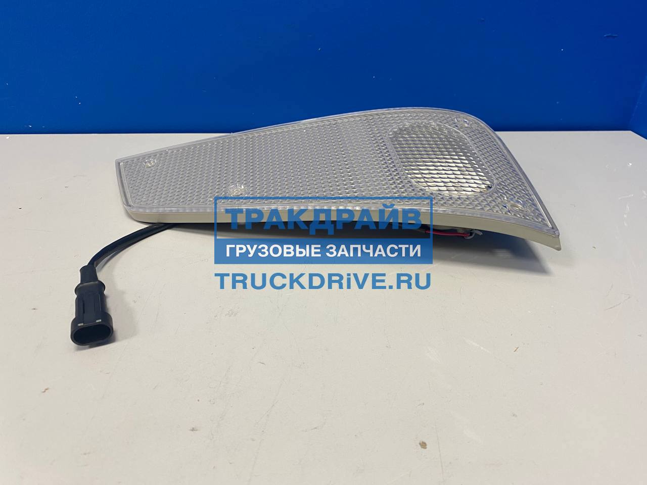 Фото MOVELEX 812W252606002MX фонарь габаритный Sitrak C7H MAX, T5G 8х4 правый передний