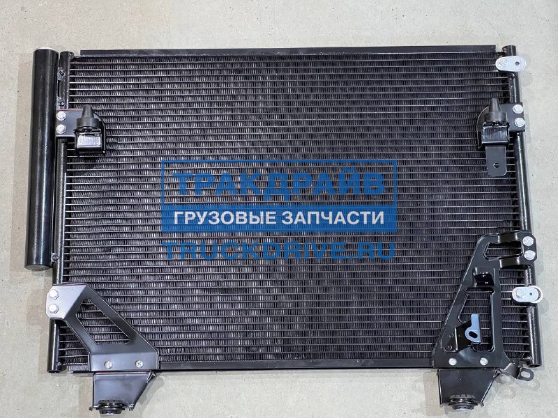 Радиатор кондиционера Toyota Hilux 2005-2015 350353 NRF купить недорого