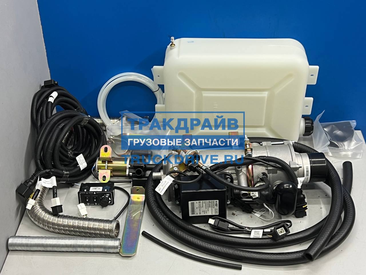 Предпусковой подогреватель двигателя HYDRONIC 3 B5E 12В