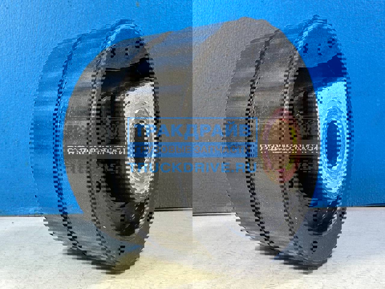 Фото ПТРТИ РТ80017 сайлентблок кабины L=81 D=94 для грузовиков DONGFENG