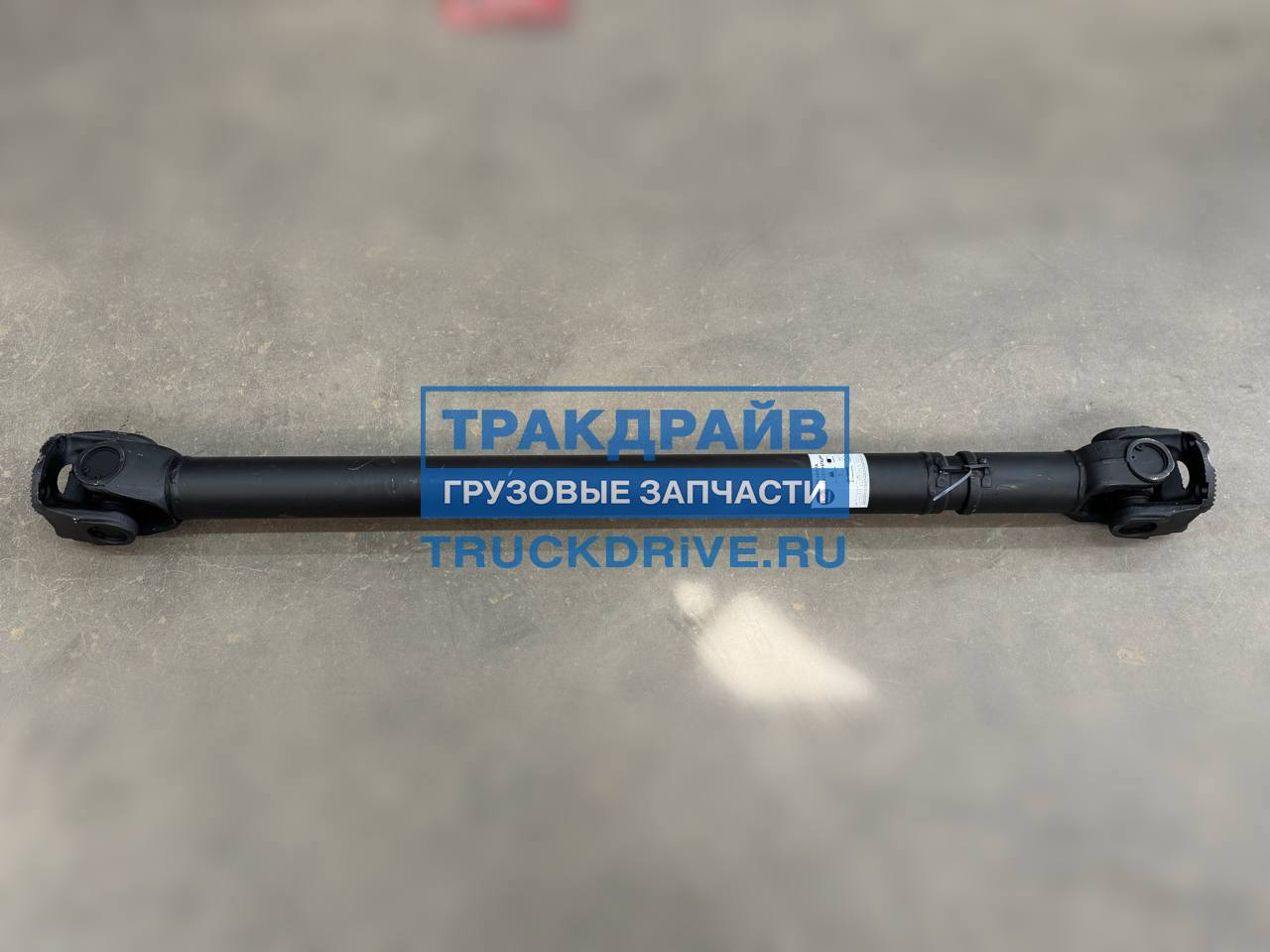 Фото RAVEN 81393126062 карданный вал для грузовиках MAN TGA TGS TGX 50x135 1620мм 4
