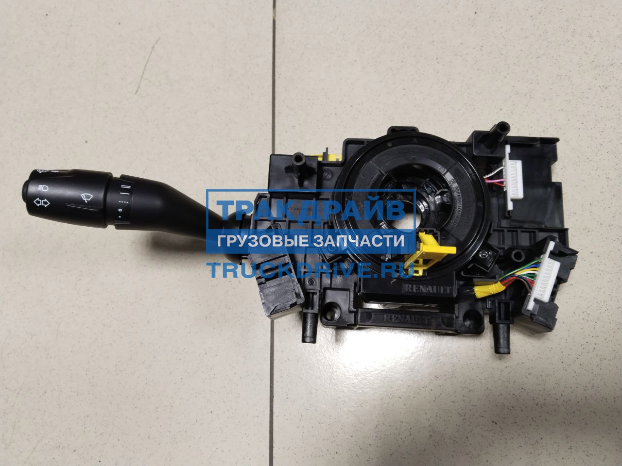 Корпус контактной группы Renault T series 7423517979 RENAULT купить недорого