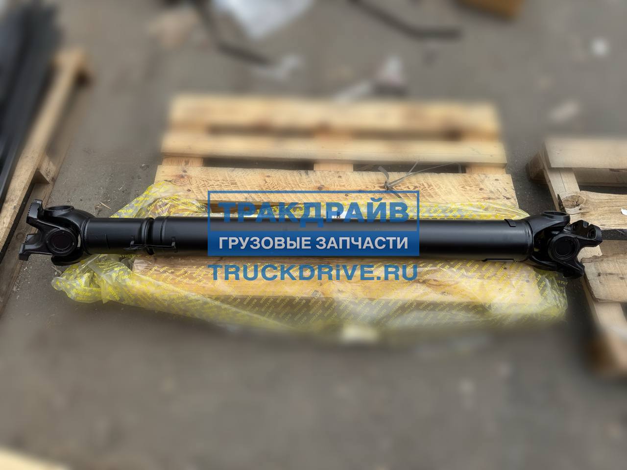 Фото ROSTAR 77081393256162 карданный вал для Man TGA TGS TGX 180x140x1620 мм