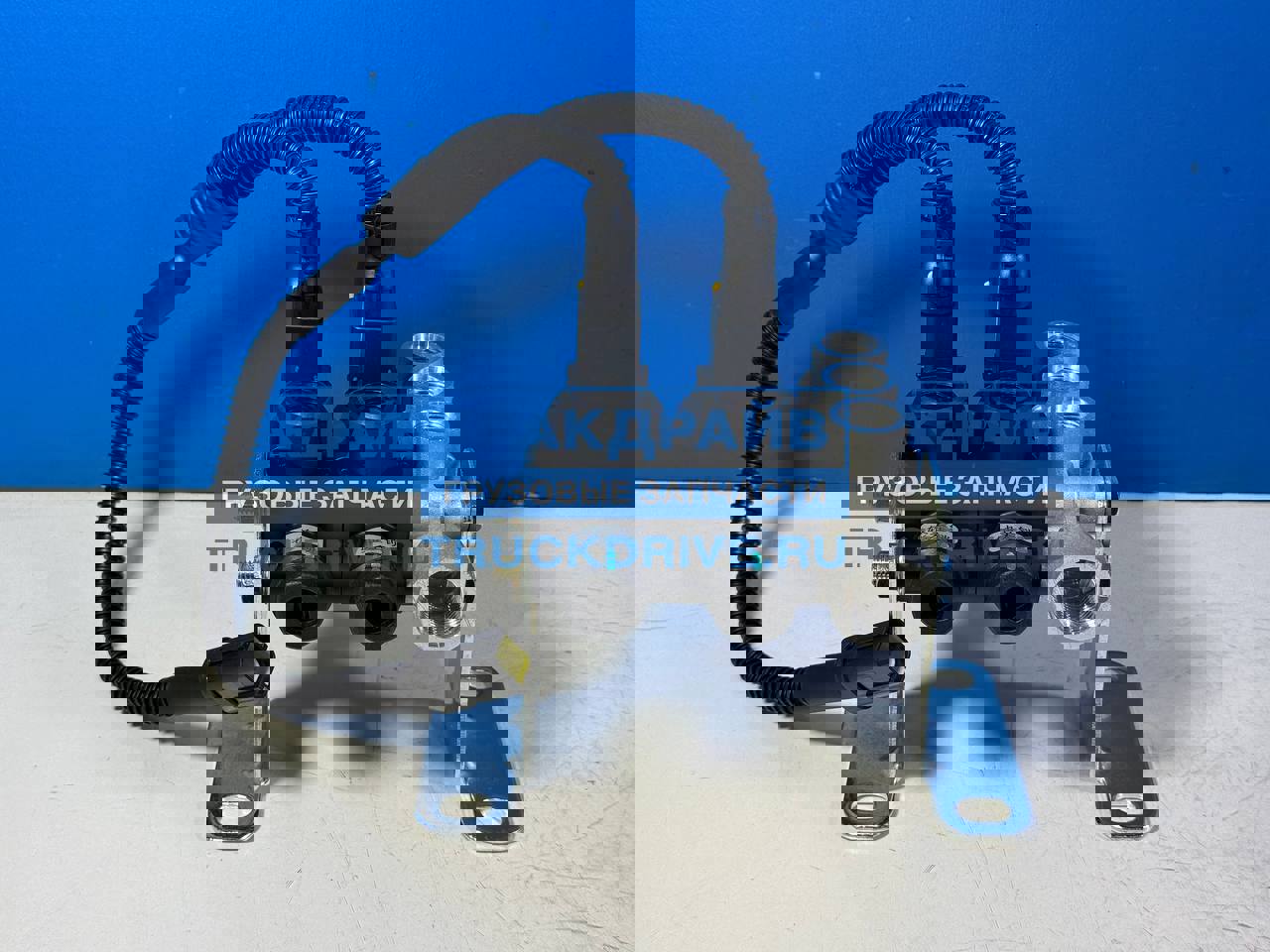 Фото SANY 152503990011A впускной клапан двигателя Weichai WP10 для грузовиков Sany