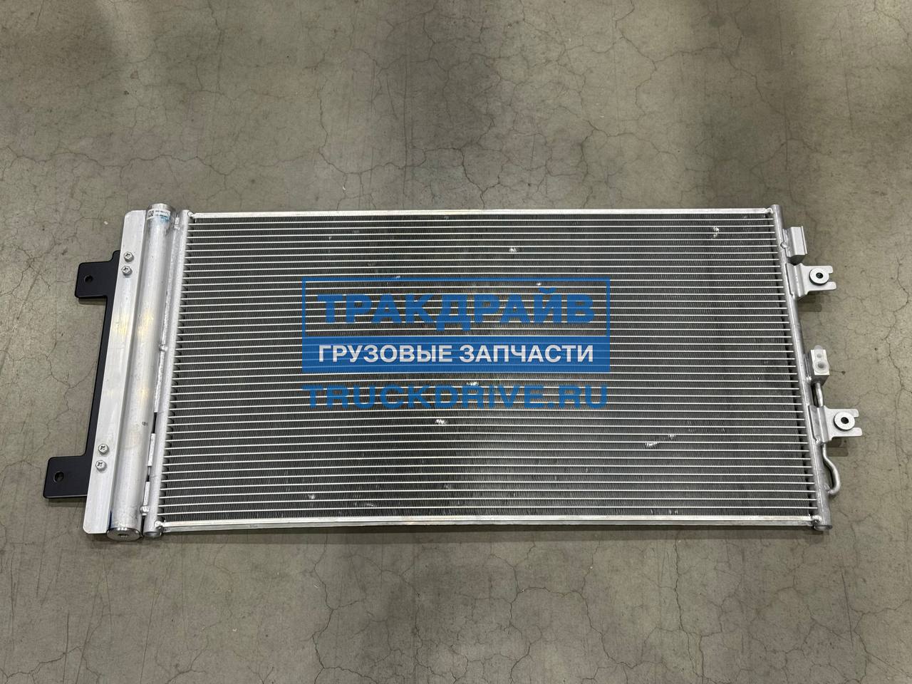 Фото SANY HQ8105010SQ35 радиатор кондиционера для тягача SANY D495A