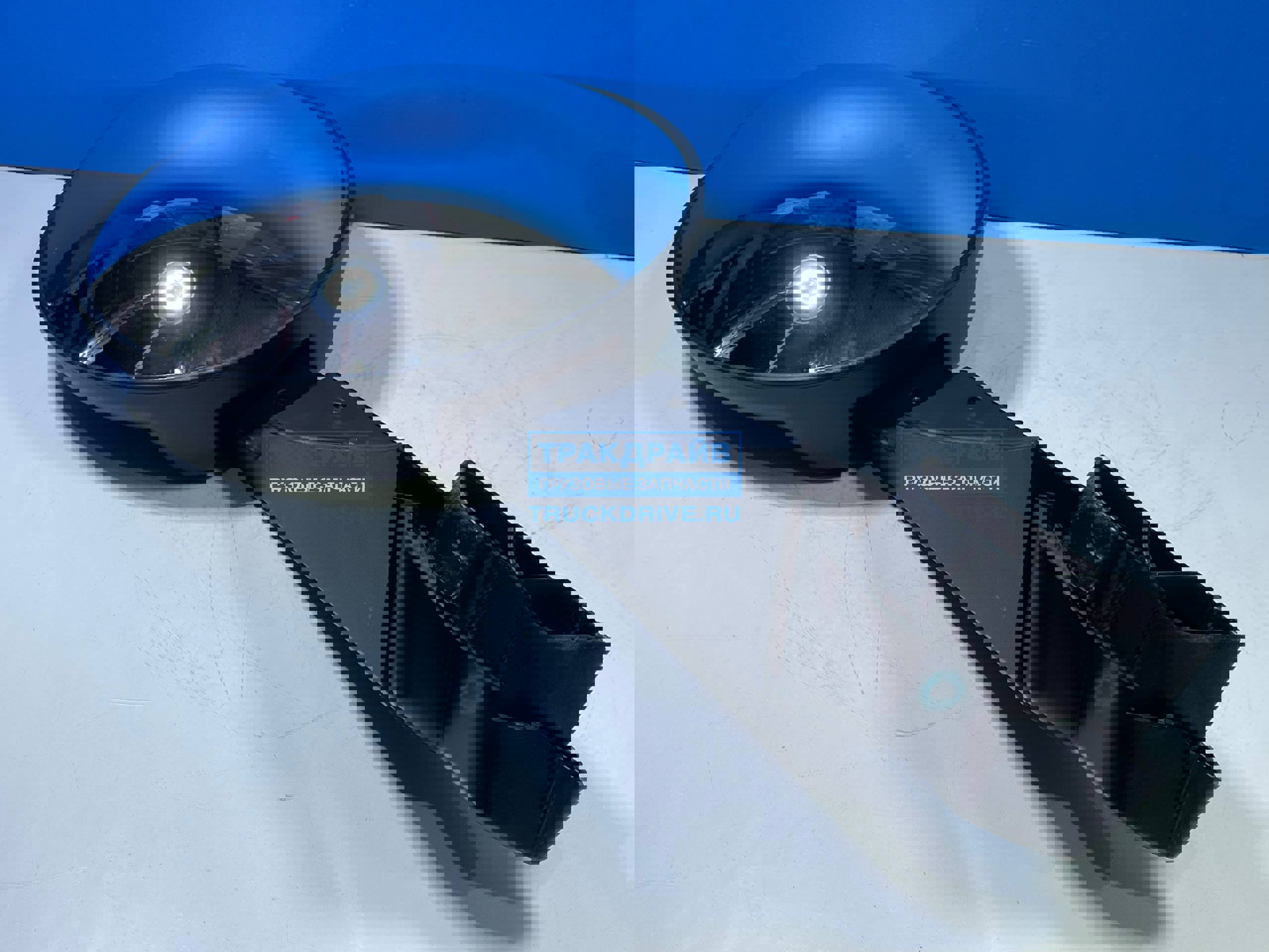 Фото SANY HQ8202030SQ01 зеркало переднего обзора для тягачей SANY