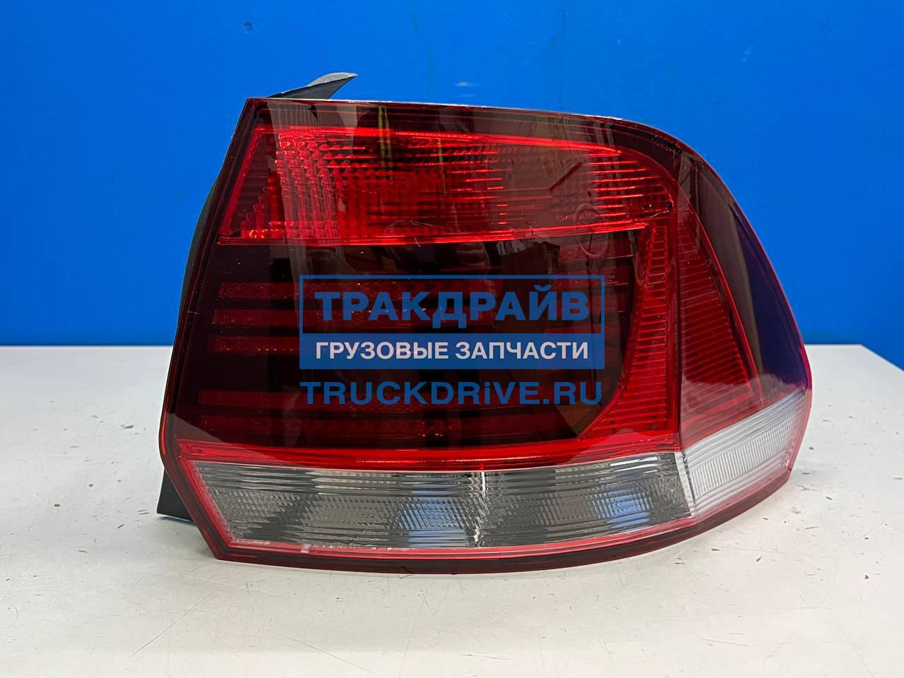 Фонарь задний VW POLO ST44119DDR SAT купить недорого