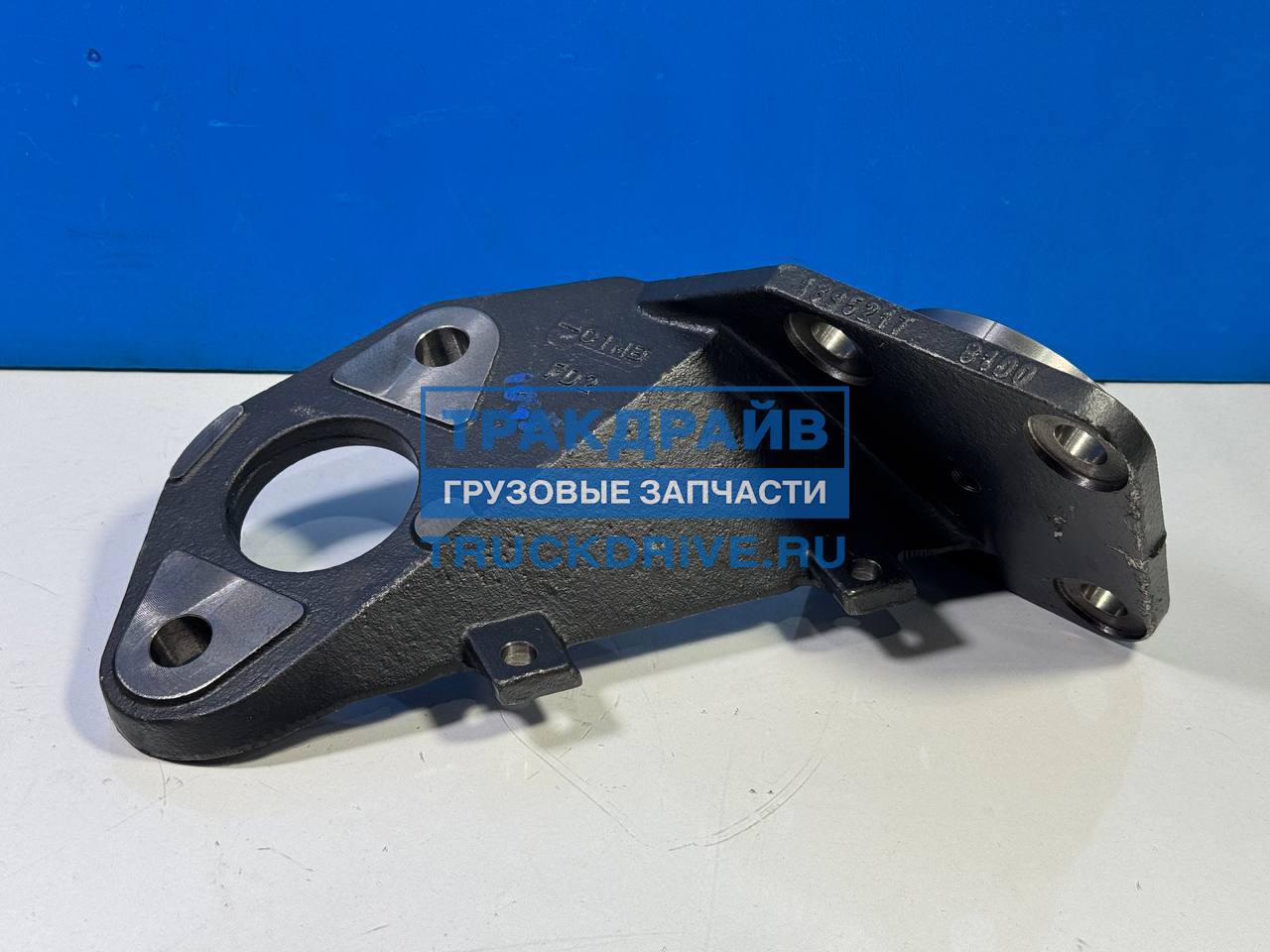 Фото SCANIA 1895217 кронштейн энергоаккумулятора для автомобилей Скания левый переднего колеса 