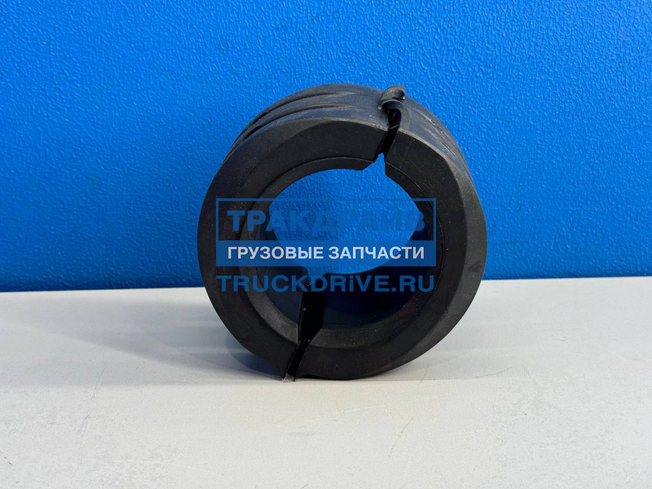 Фото SEM LASTIK 10424 втулка заднего стабилизатора для Volvo FH12 FH13 FH16 FM9 FM12 FM13 NEW d=64 D