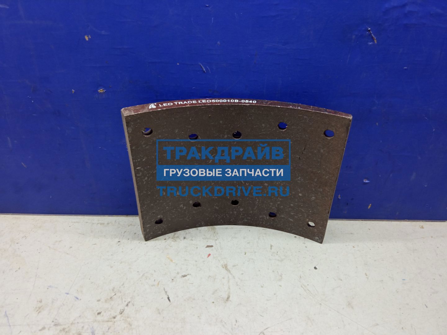 Фото SHACMAN 81502210540 накладка тормозной колодки передняя нижняя для Шакман Х3000 163х215 мм