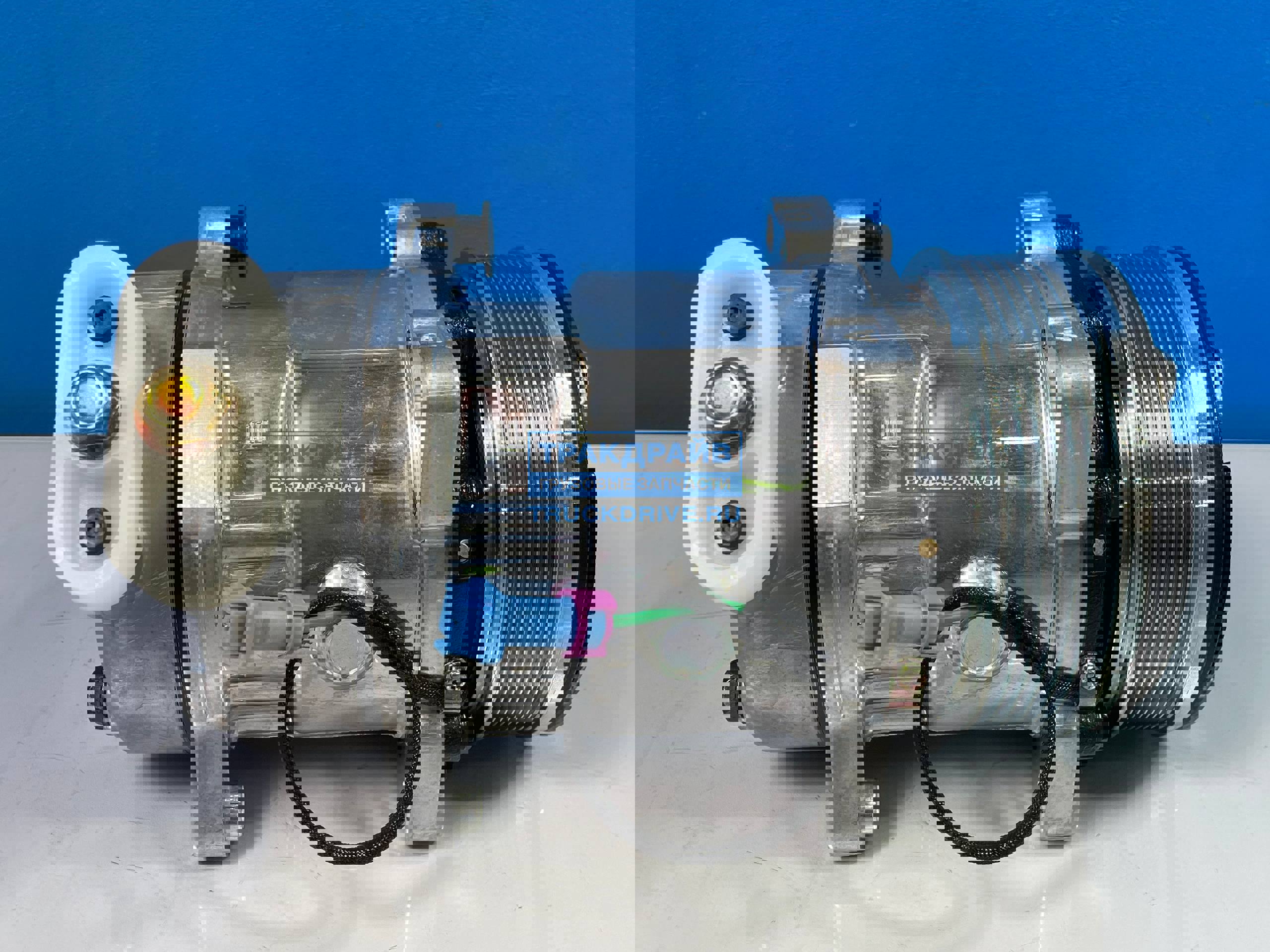 Фото SHACMAN DZ13241824112 оригинальный компрессор кондиционера для SHACMAN с моторами WP12 