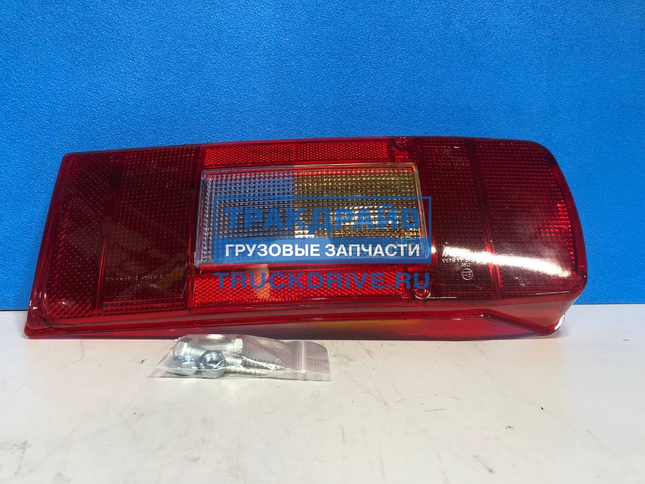 Фото SIMPECO SP42020331 фонарь задний Volvo FM FH желтый пов разъем AMP левый