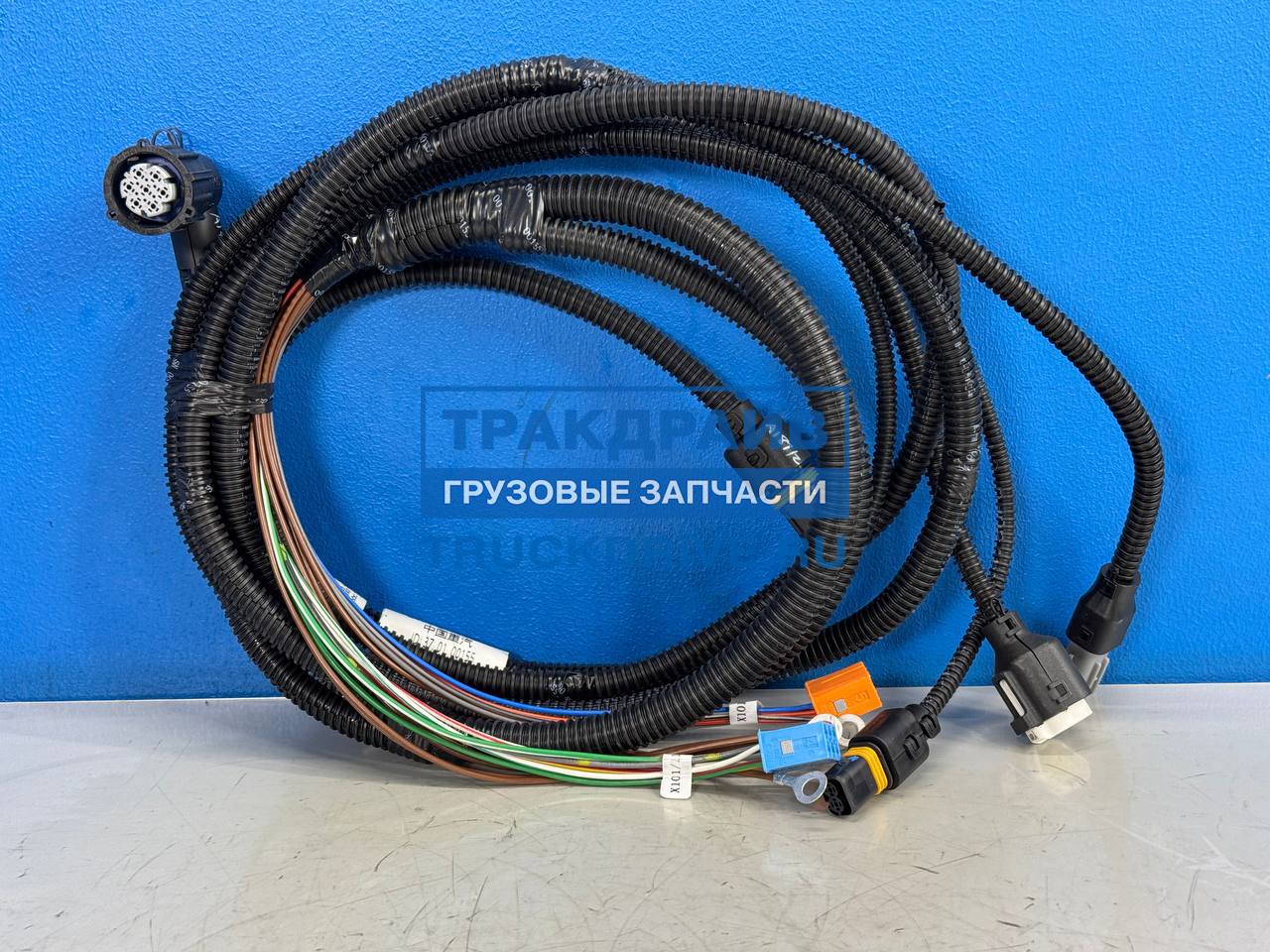 Жгут проводов правой передней стенки для Ситрак C7H 712-25429-6601