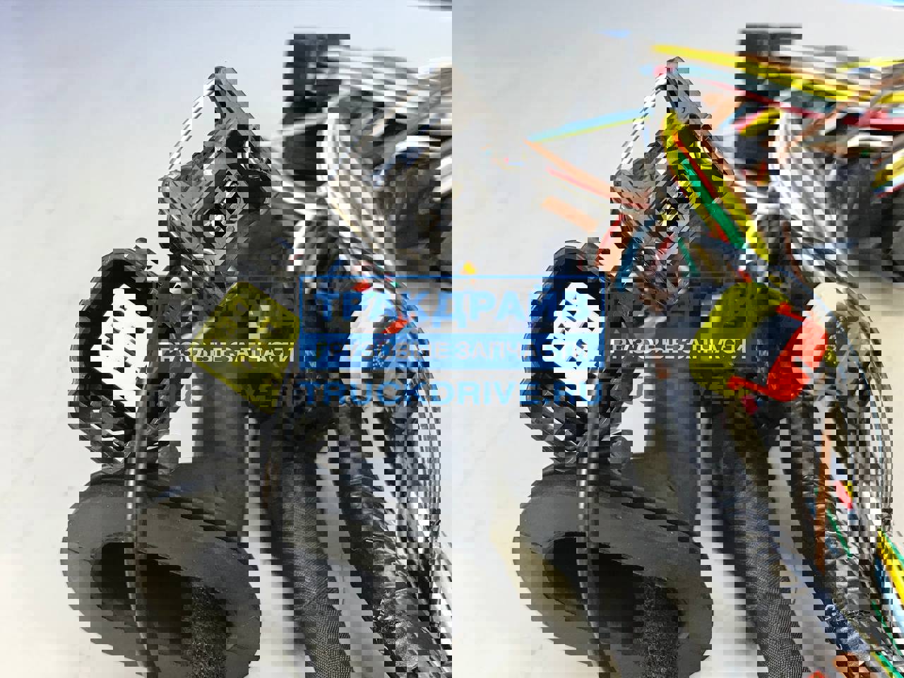 Жгут проводов управления левой дверью Sitrak C7H MAX