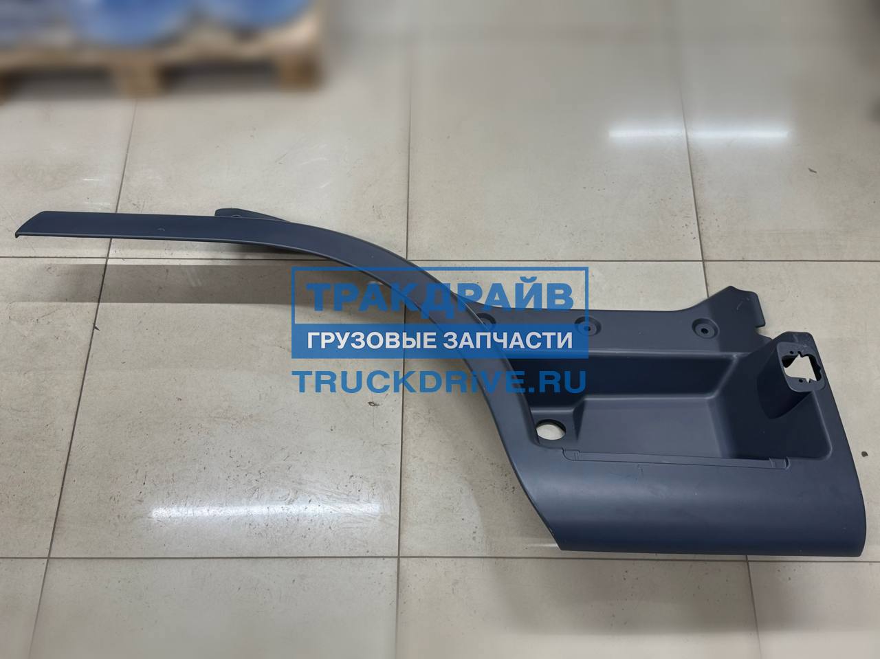 Фото S&K SK477012901 корпус подножки правый для MAN TGL