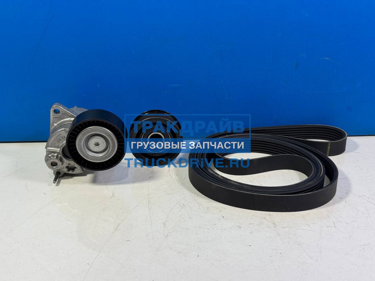 Фото SKF VKMA38020 приводной ремень в комплекте с роликами для Mercedes Sprinter