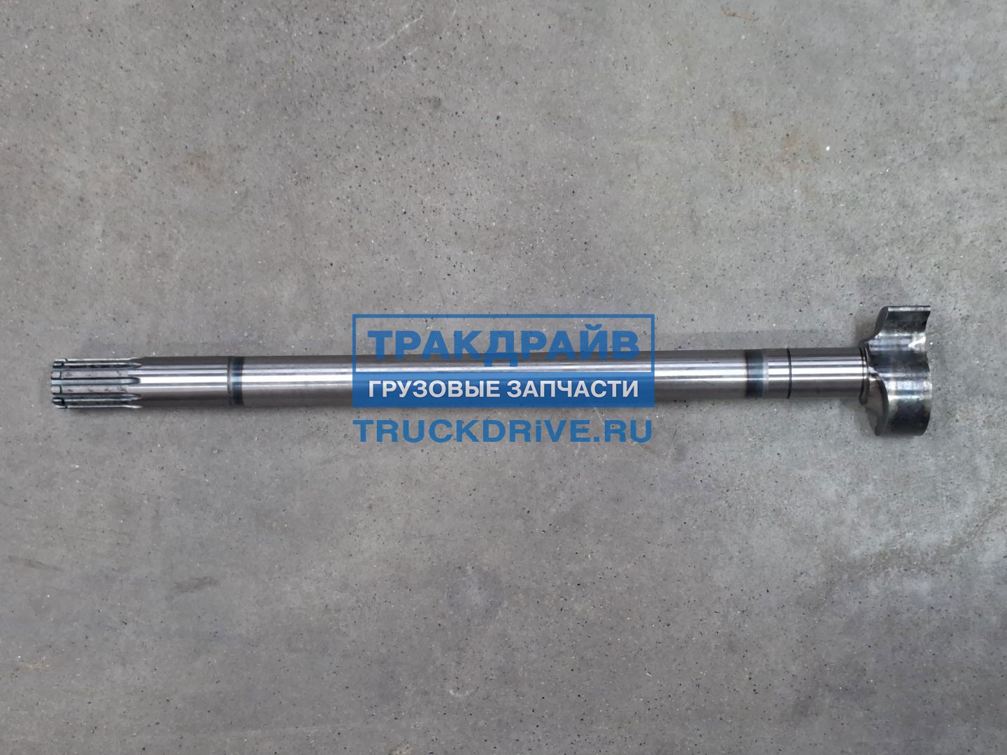 Фото SONDER 160052024 вал тормозной правый для SMB Fruehauf Trailor шлицы-10 L=635 мм 