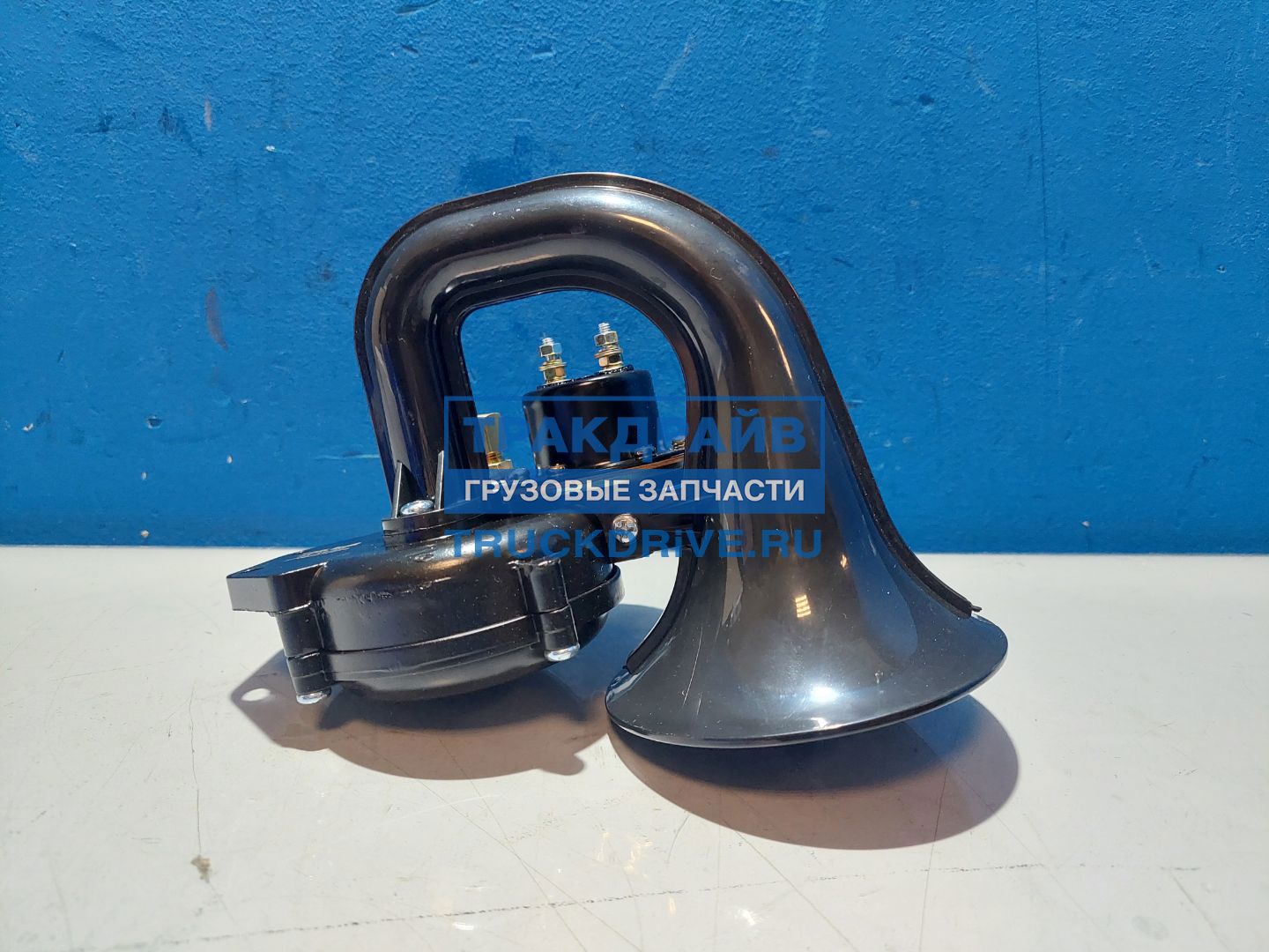 Фото SORL 37983010010 сигнал звуковой 24V пневмоэлектрический Iveco Mercedes Volvo