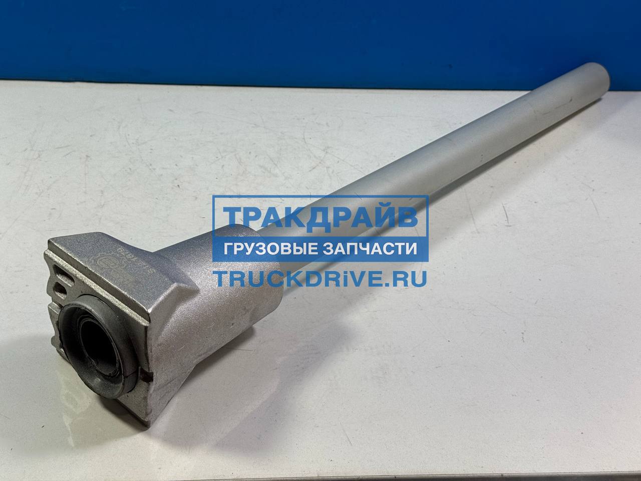 Фото STARKMEISTER S121879 кронштейн крепления крыла для VOLVO FH12 FM12 L=673 мм